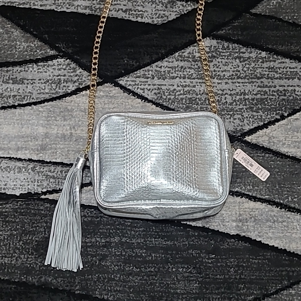 VS Faux Leather Metallic Silver Snakeskin Chain Strap Tassel Crossbody P… - Picture 2 of 16